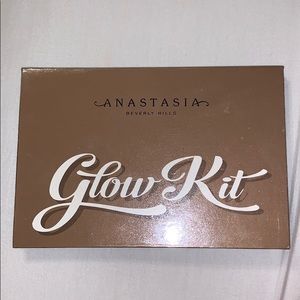Anastasia Beverly Hills Glow Kit Ultimate Glow